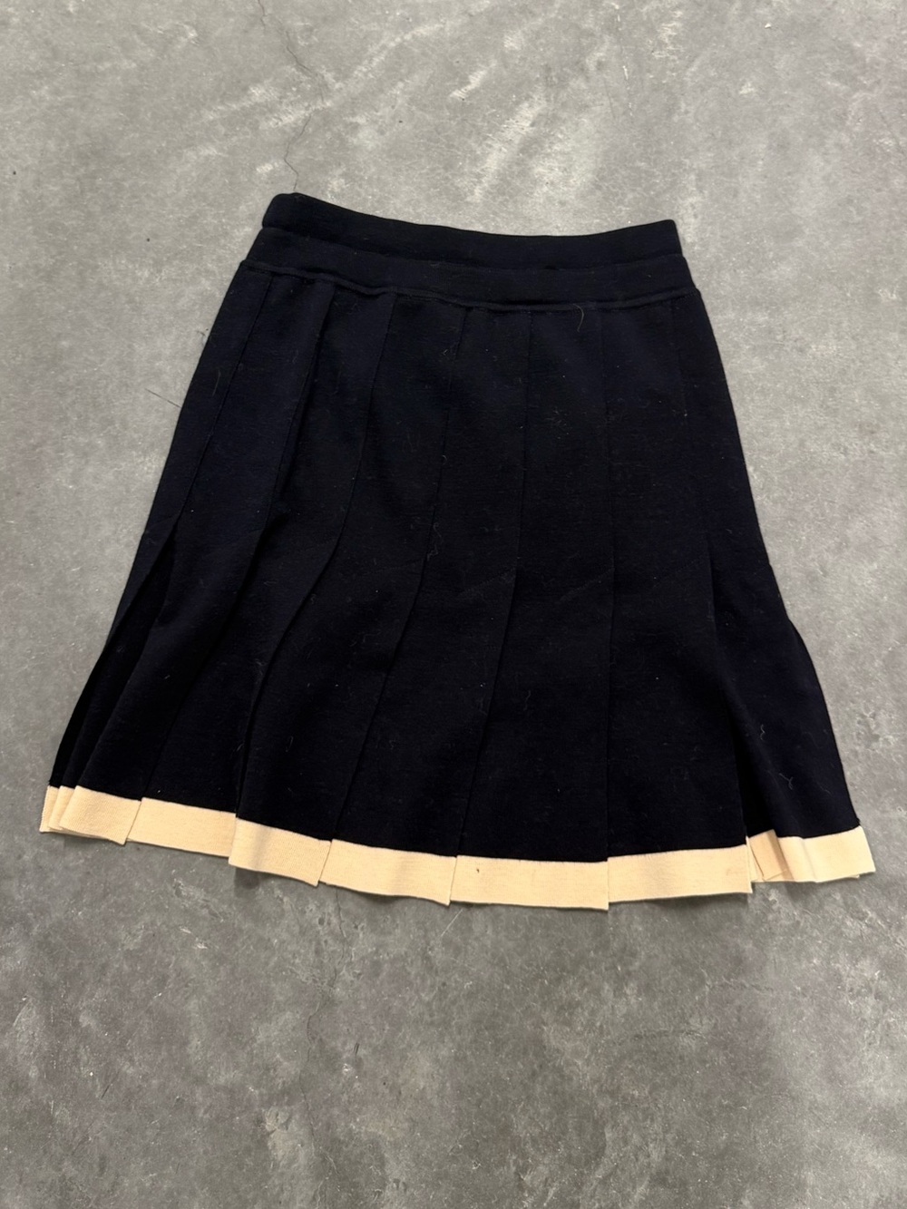 Vintage Escada wool Classic Black Pleated Skirt with Cream Hem